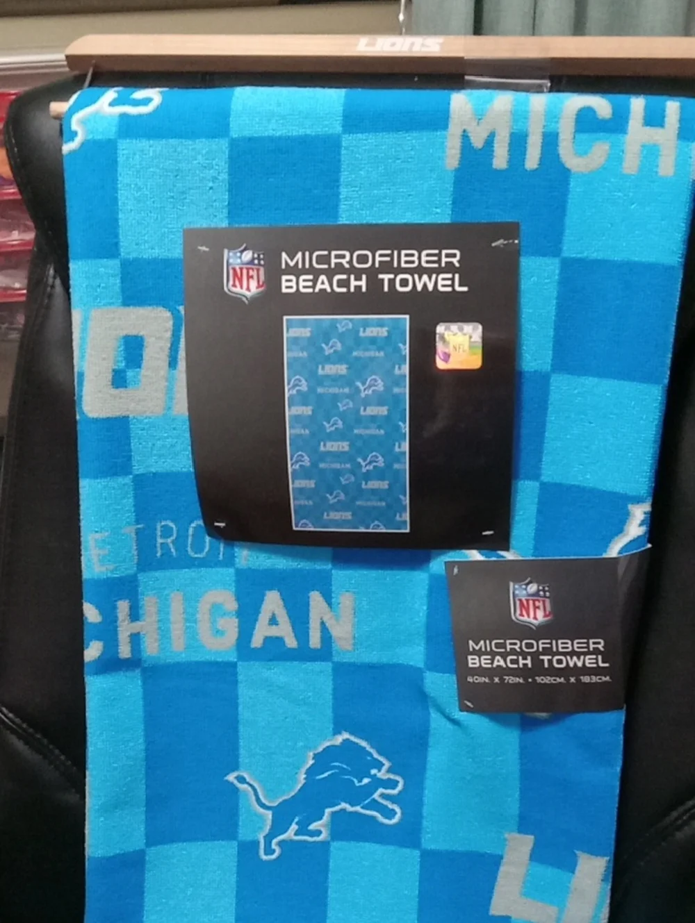 NFL Detroit Lions Turquoise and Light Blue Microfiber Beach Towel